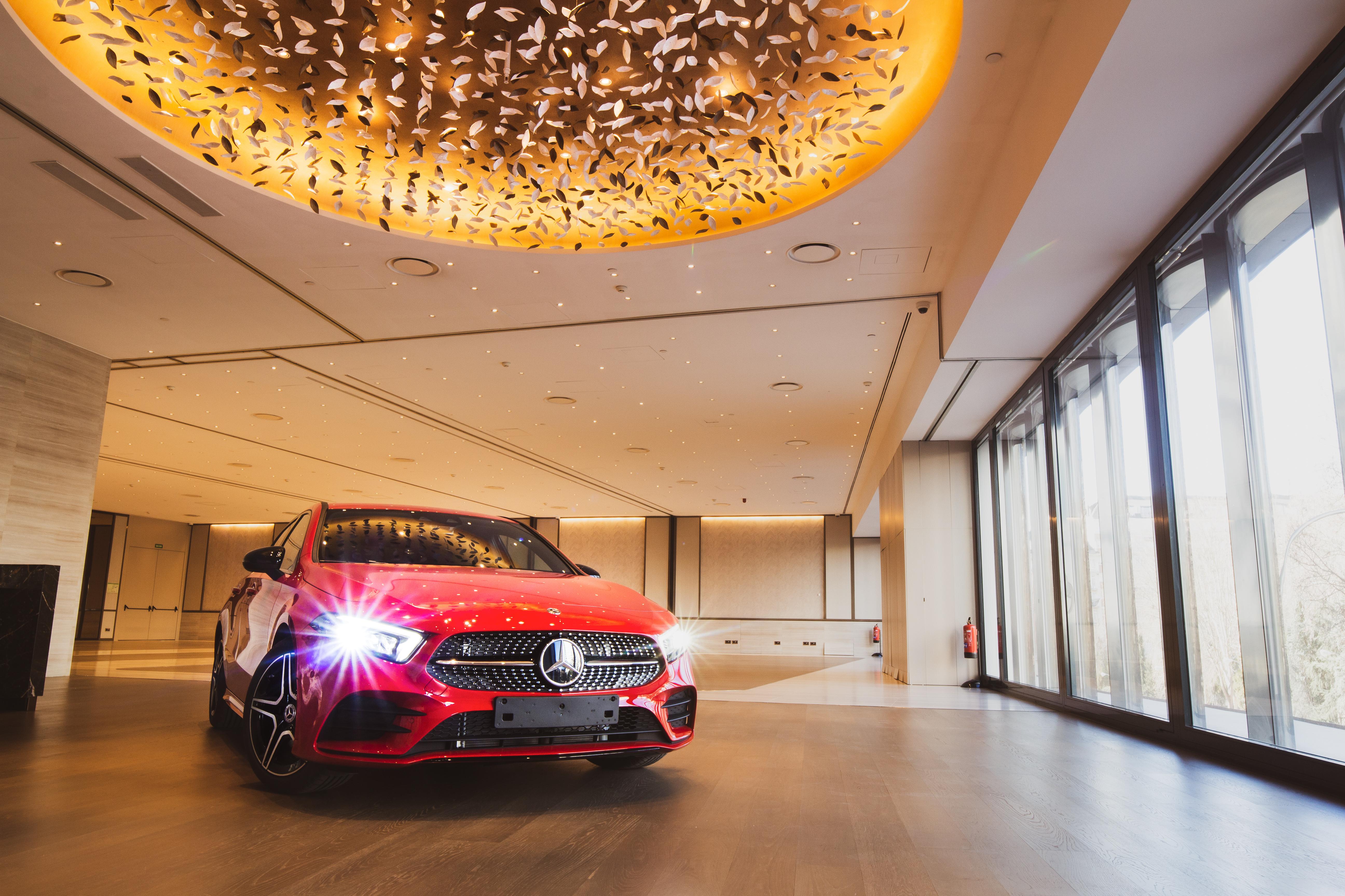 Vp Plaza Espana Design Madrid Eksteriør bilde Mercedes-Benz Star Lounge in Tokyo