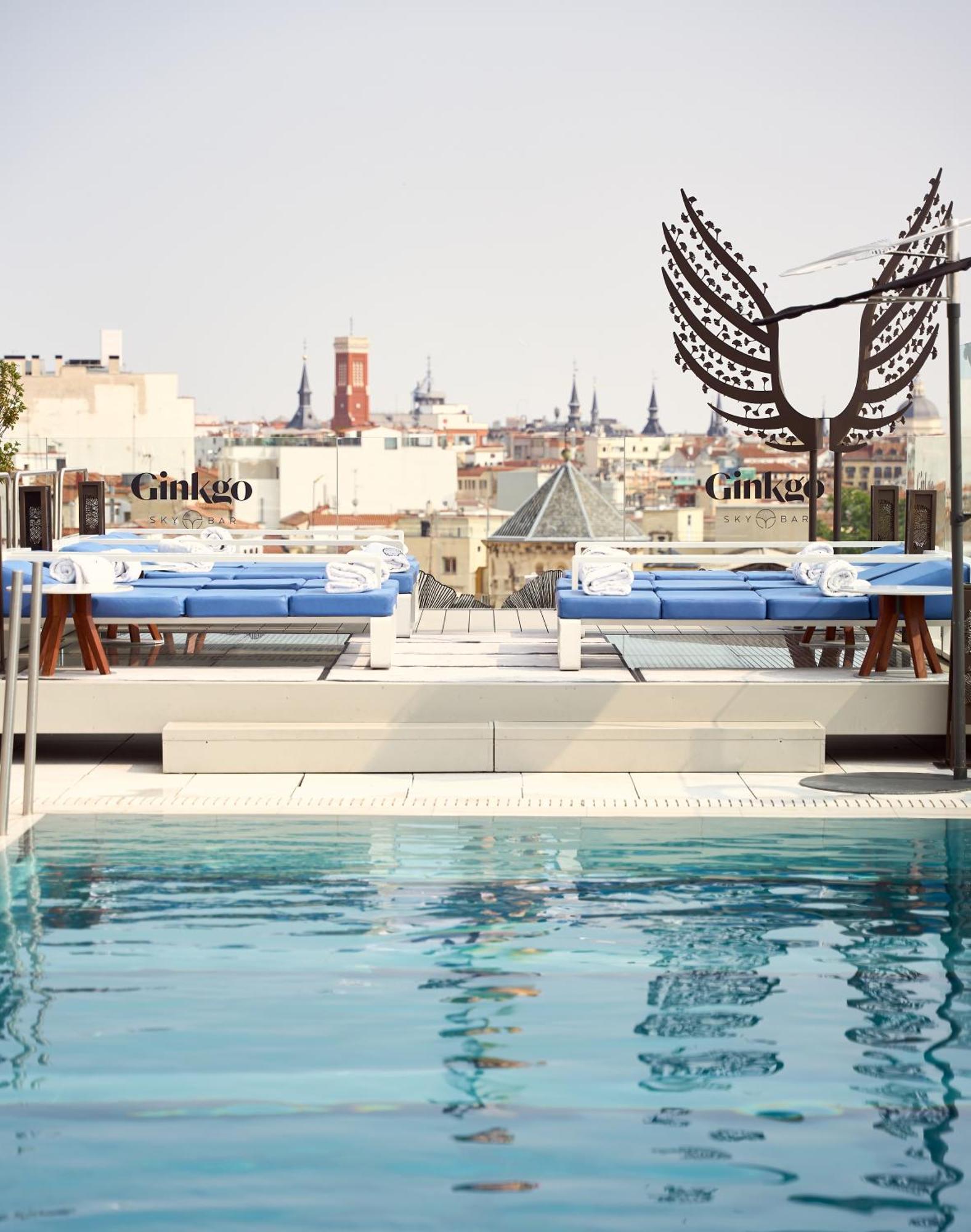 Vp Plaza Espana Design Madrid Eksteriør bilde The pool at Cinc